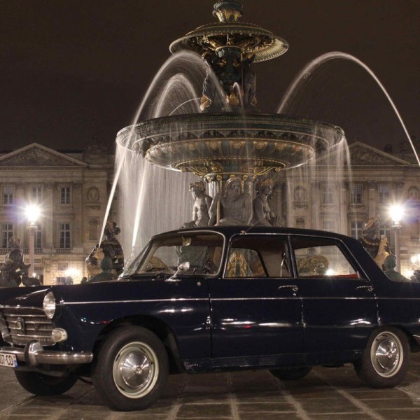 Visite guidée de Paris en voiture de collection